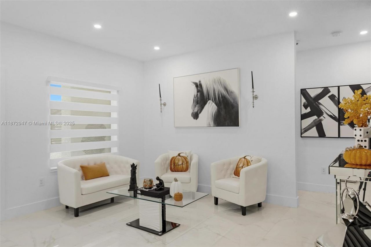 19302 SW 132nd Path, Miami, FL 33177 Photo