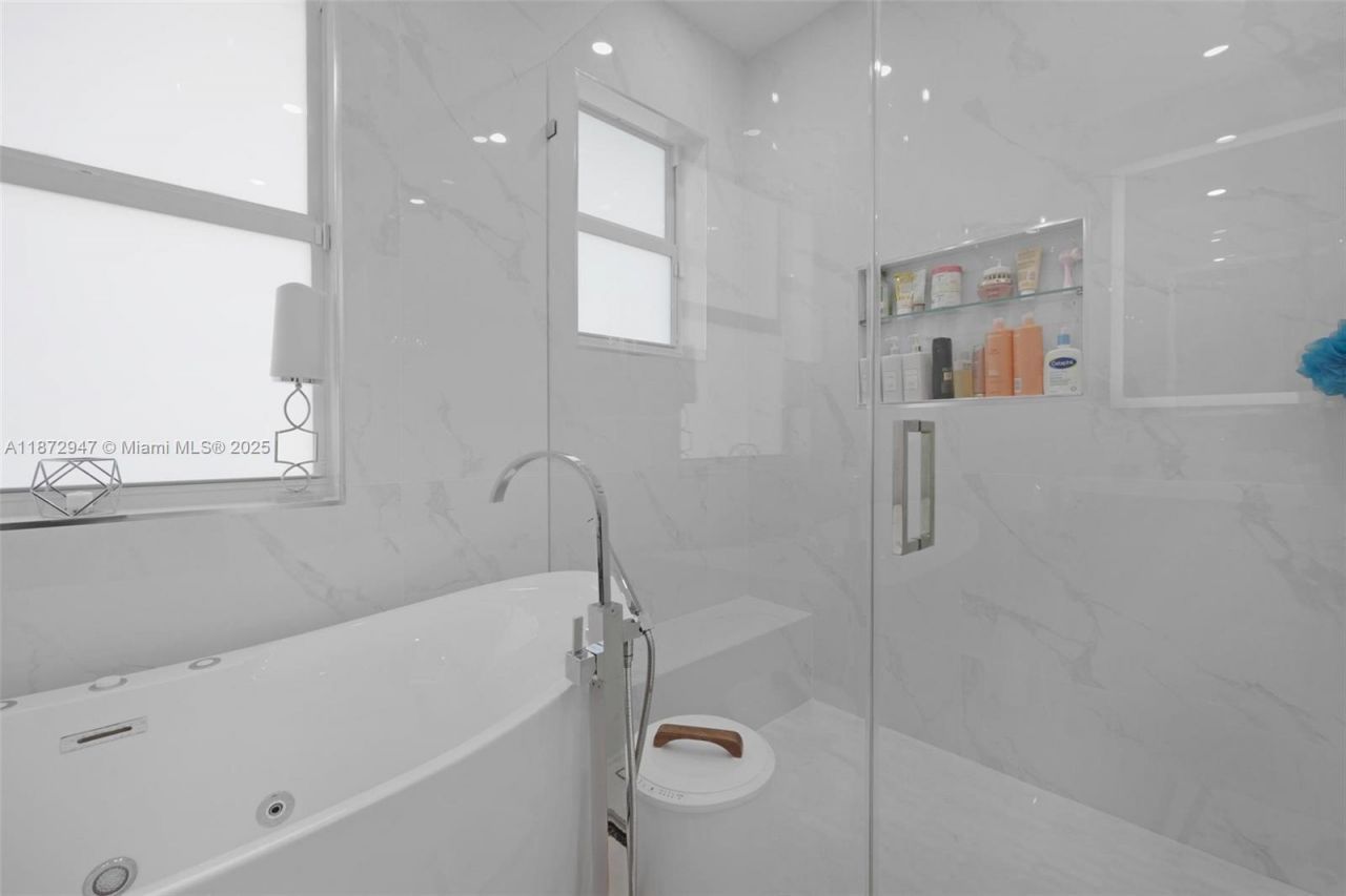 19302 SW 132nd Path, Miami, FL 33177 Photo