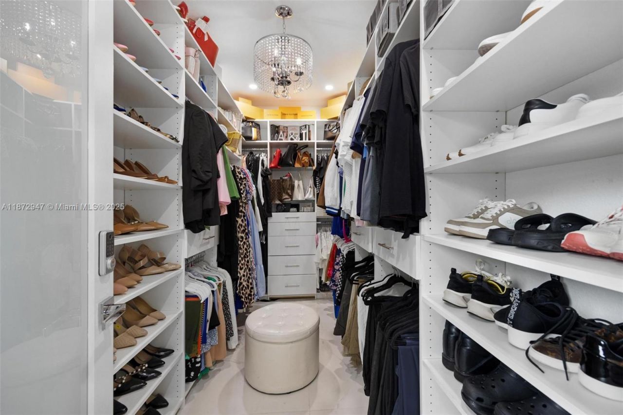 19302 SW 132nd Path, Miami, FL 33177 Photo