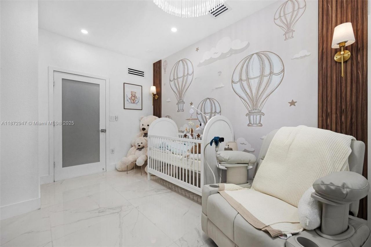 19302 SW 132nd Path, Miami, FL 33177 Photo