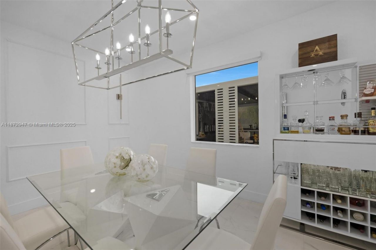 19302 SW 132nd Path, Miami, FL 33177 Photo