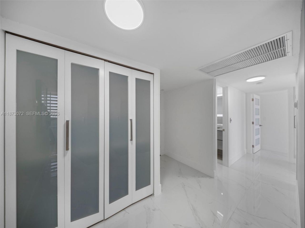 3180 S Ocean Dr, Unit 1101, Hallandale Beach, FL 33009 Photo