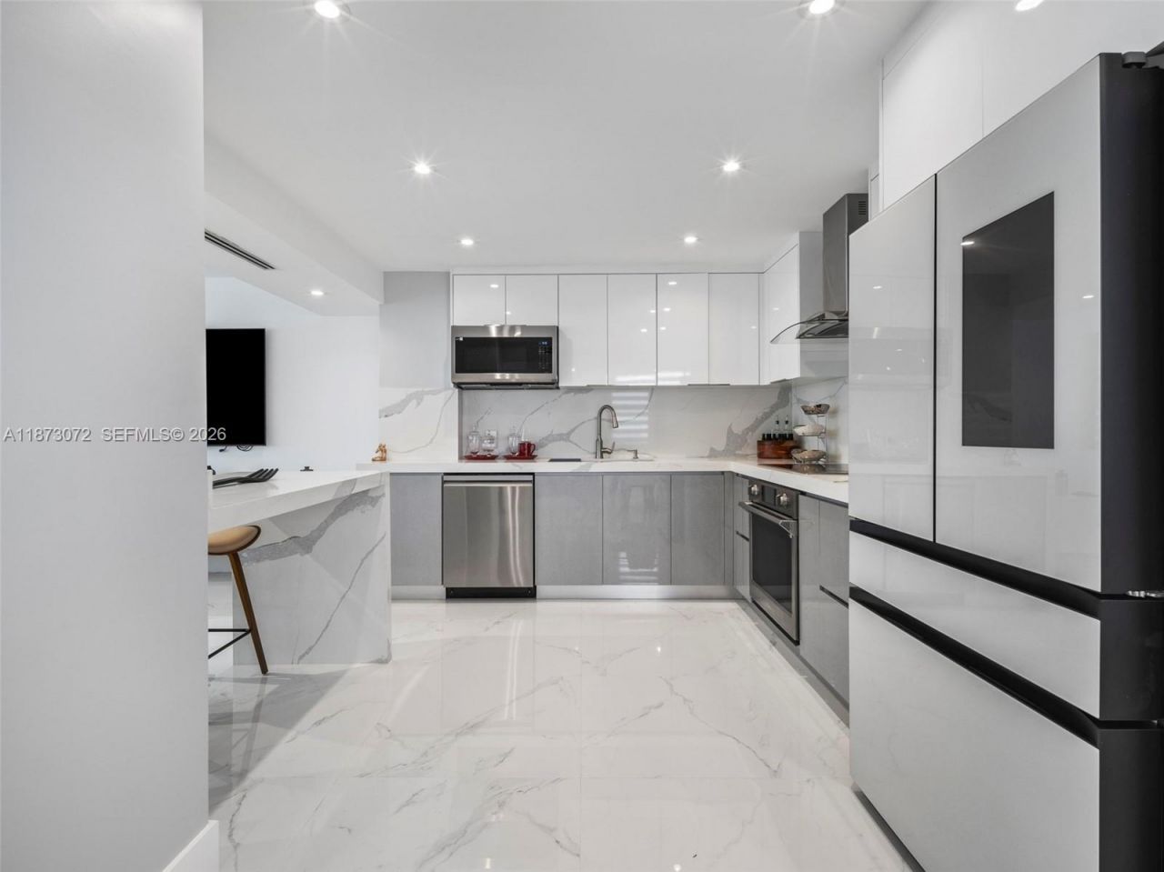 3180 S Ocean Dr, Unit 1101, Hallandale Beach, FL 33009 Photo