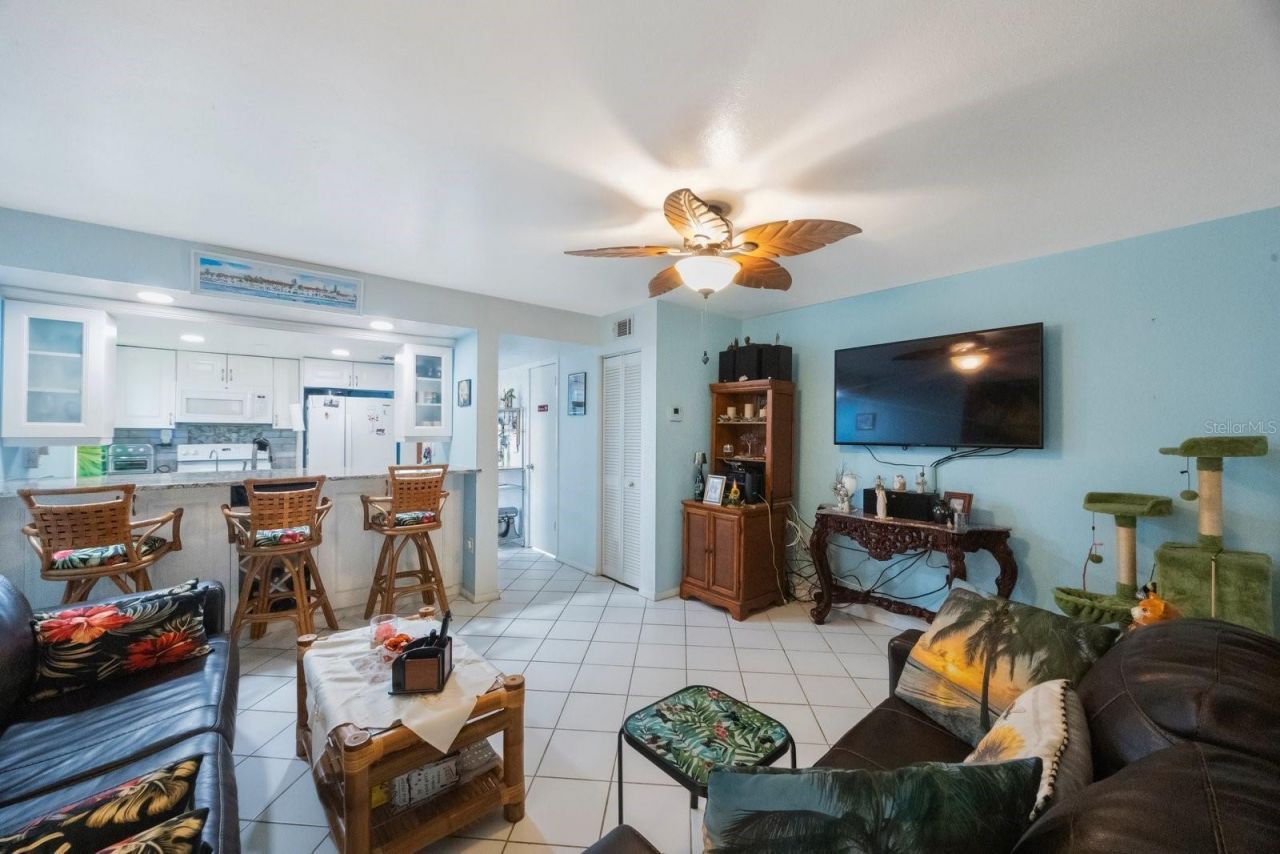 3595 41st Lane S, Unit H, Saint Petersburg, FL 33711 Photo