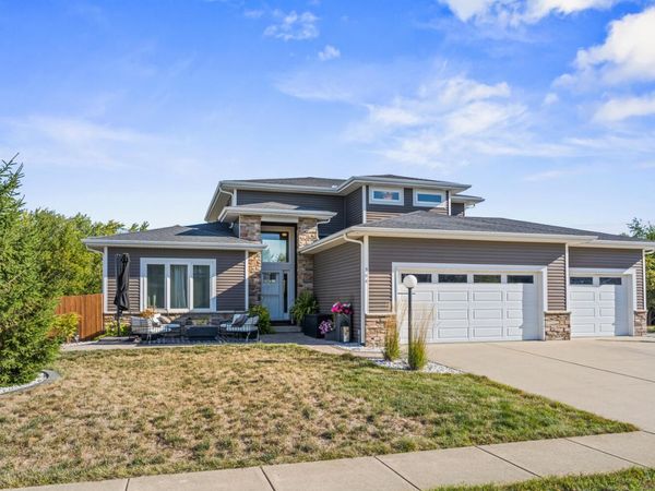 508 SILVER LAKE Court, Savoy, IL 61874