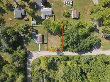 529 Roanoke Avenue, Angola, NY 14006