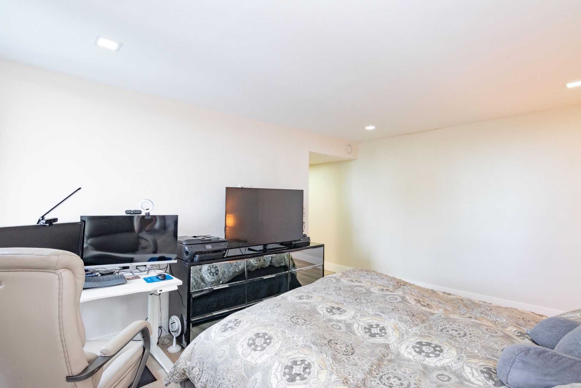 2400 Presidential Way, Unit 801, West Palm Beach, FL 33401 Photo