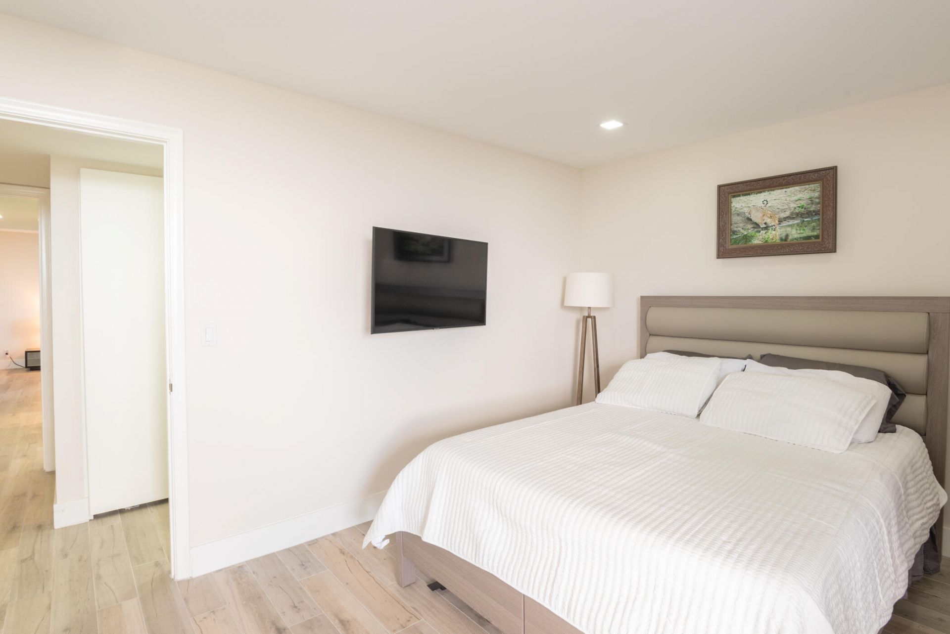 2400 Presidential Way, Unit 801, West Palm Beach, FL 33401 Photo