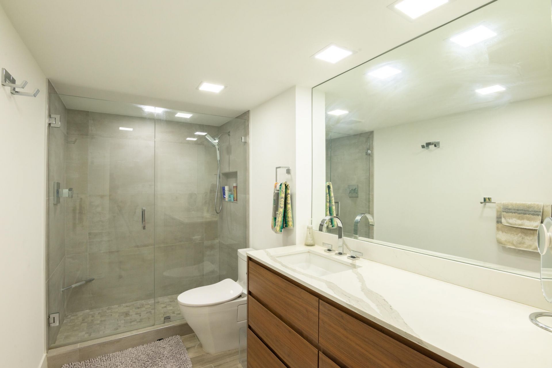 2400 Presidential Way, Unit 801, West Palm Beach, FL 33401 Photo