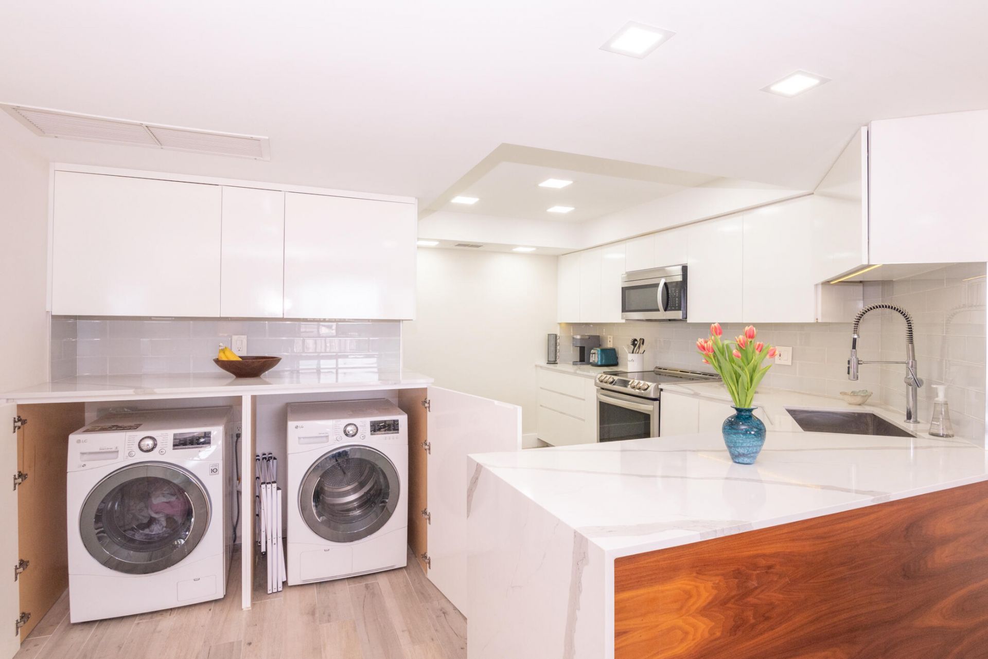 2400 Presidential Way, Unit 801, West Palm Beach, FL 33401 Photo