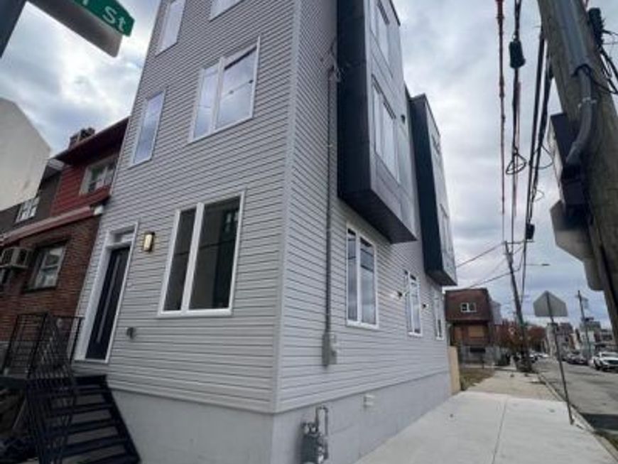 1500 S 30th Street, Philadelphia, PA 19146 Main Photo