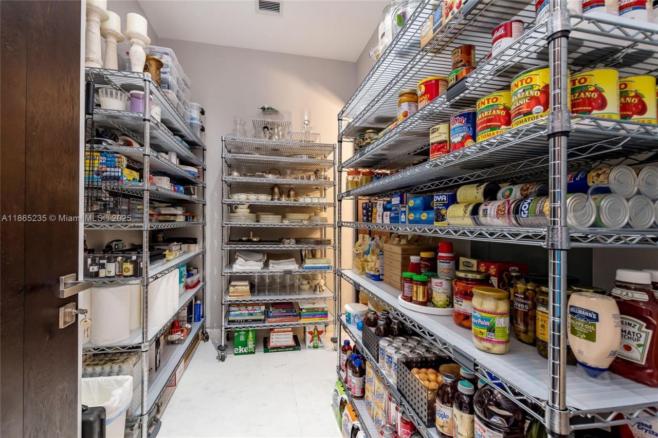 2669 S Bayshore Dr, Unit PH1-N, Coconut Grove, FL 33133 Photo