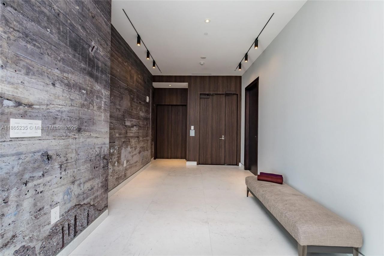 2669 S Bayshore Dr, Unit PH1-N, Coconut Grove, FL 33133 Photo