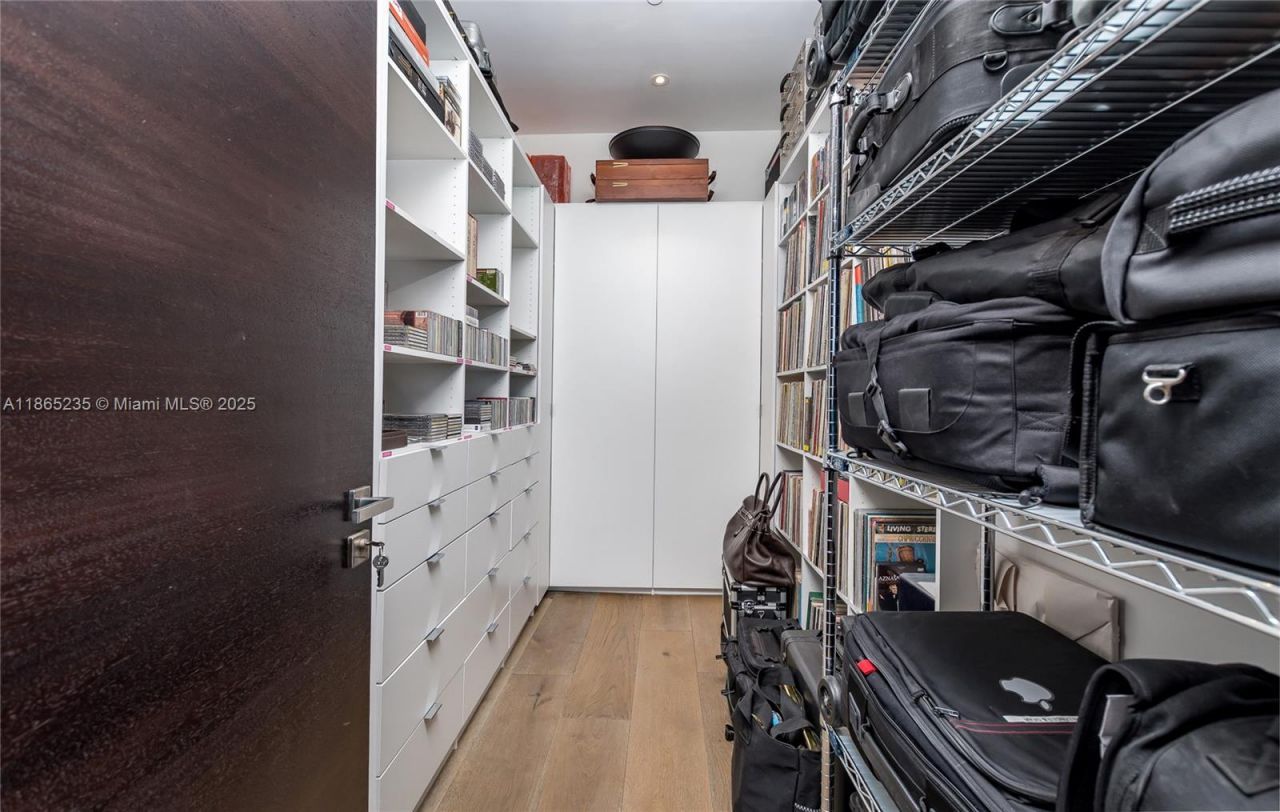 2669 S Bayshore Dr, Unit PH1-N, Coconut Grove, FL 33133 Photo