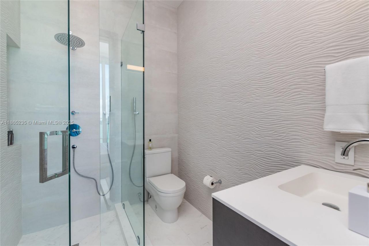 2669 S Bayshore Dr, Unit PH1-N, Coconut Grove, FL 33133 Photo