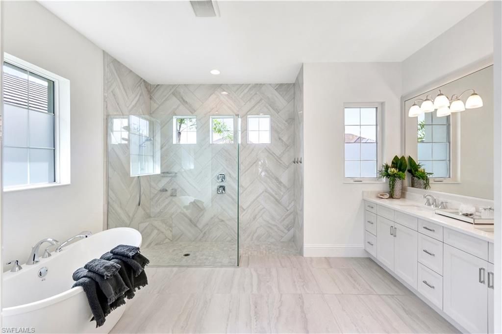 8912 Nevis Way, Naples, FL 34112 Photo