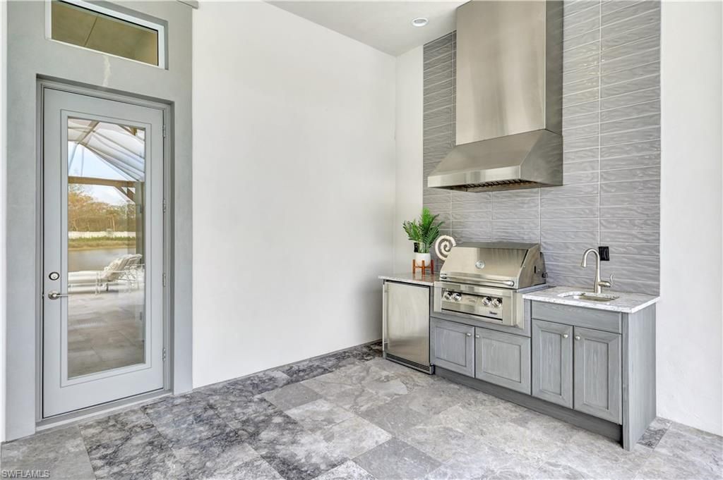 8912 Nevis Way, Naples, FL 34112 Photo