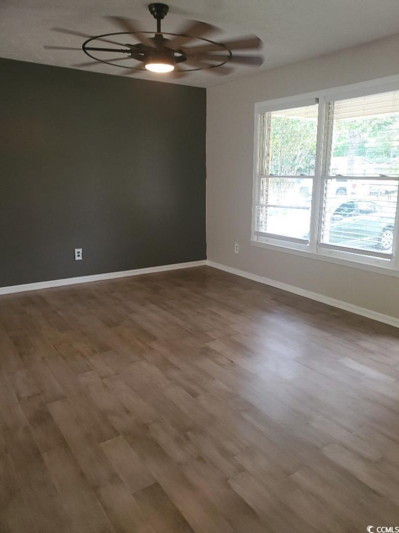 615 Burcale Road Circle Photo 4