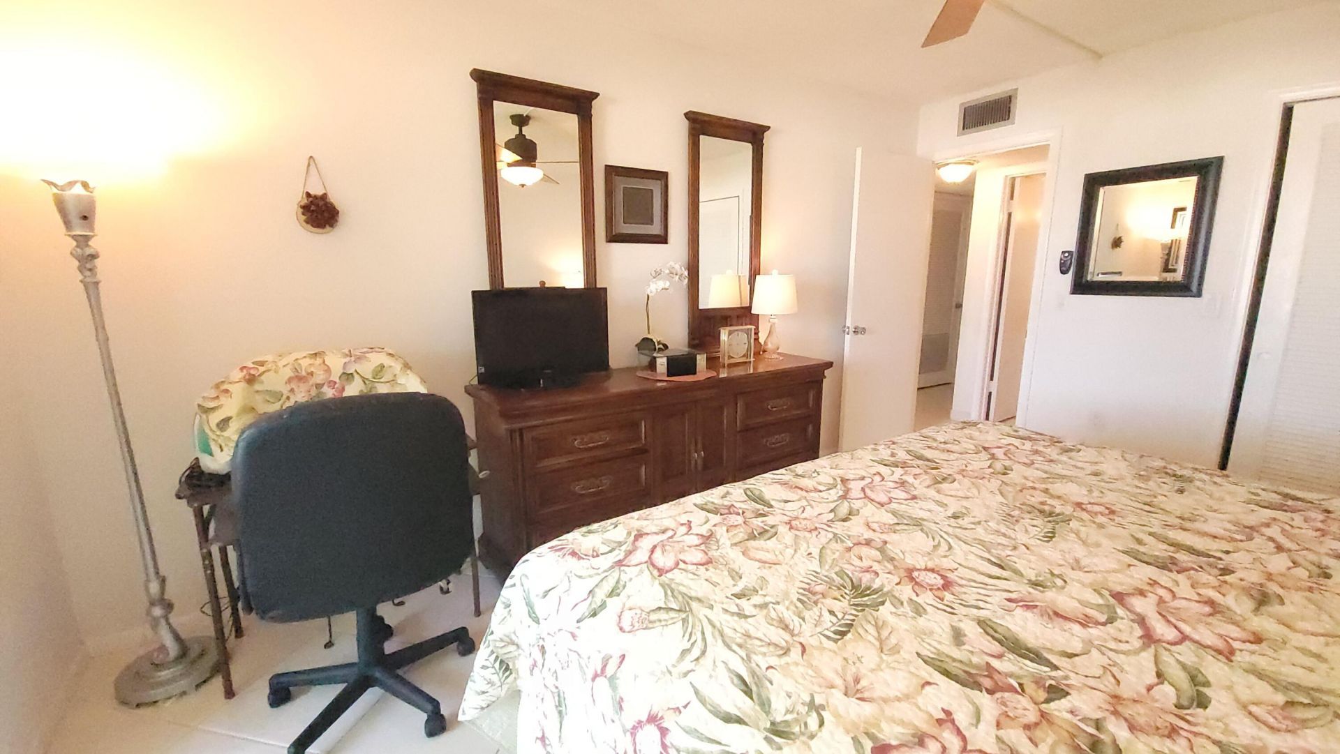 209 Greenbrier A, West Palm Beach, FL 33417 Photo