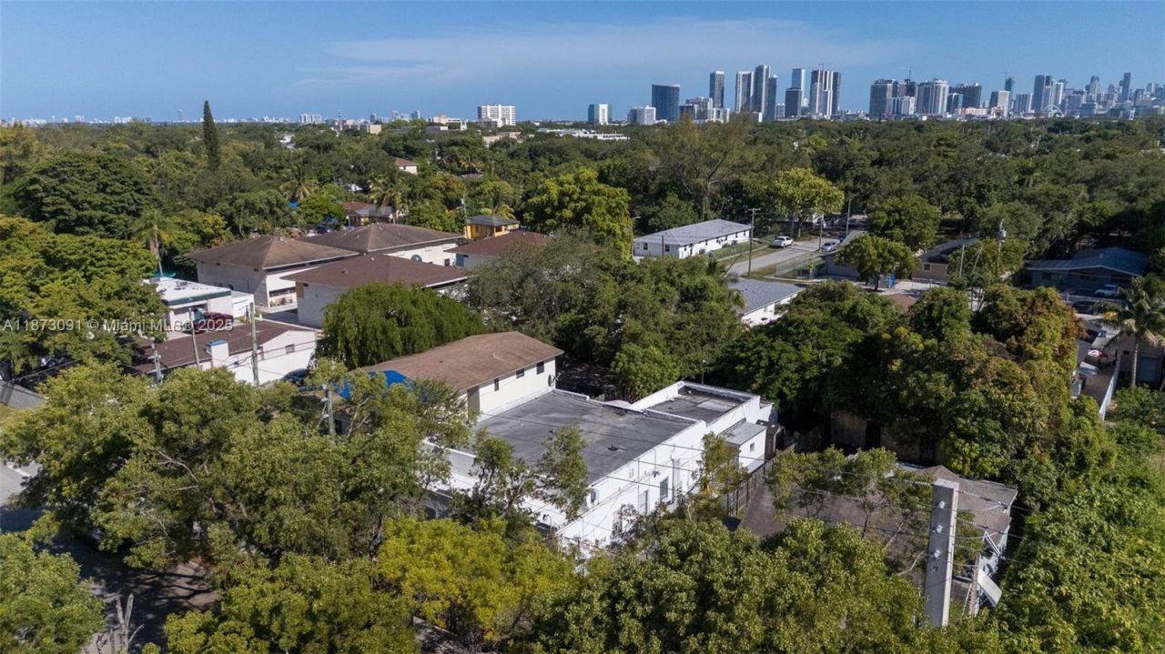 180 NW 59th St, Miami, FL 33127 Photo