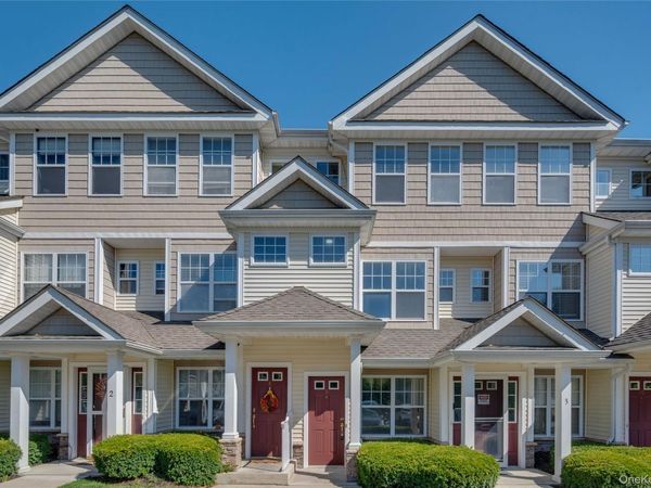 19 Putters Way, Unit 9, Middletown, NY 10940