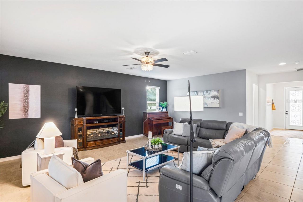 4514 Highfalls Drive, Valrico, FL 33594 Photo