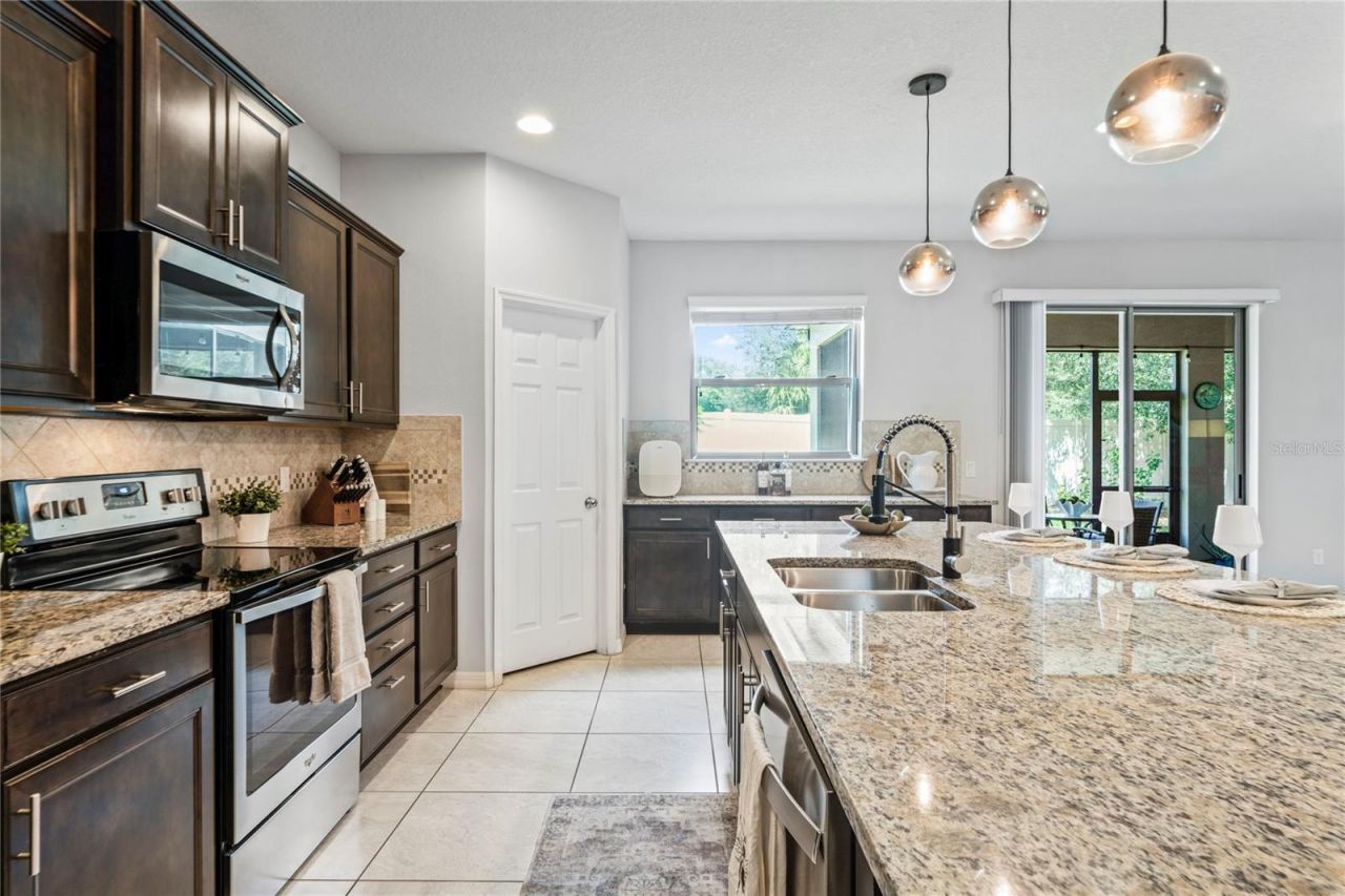 4514 Highfalls Drive, Valrico, FL 33594 Photo