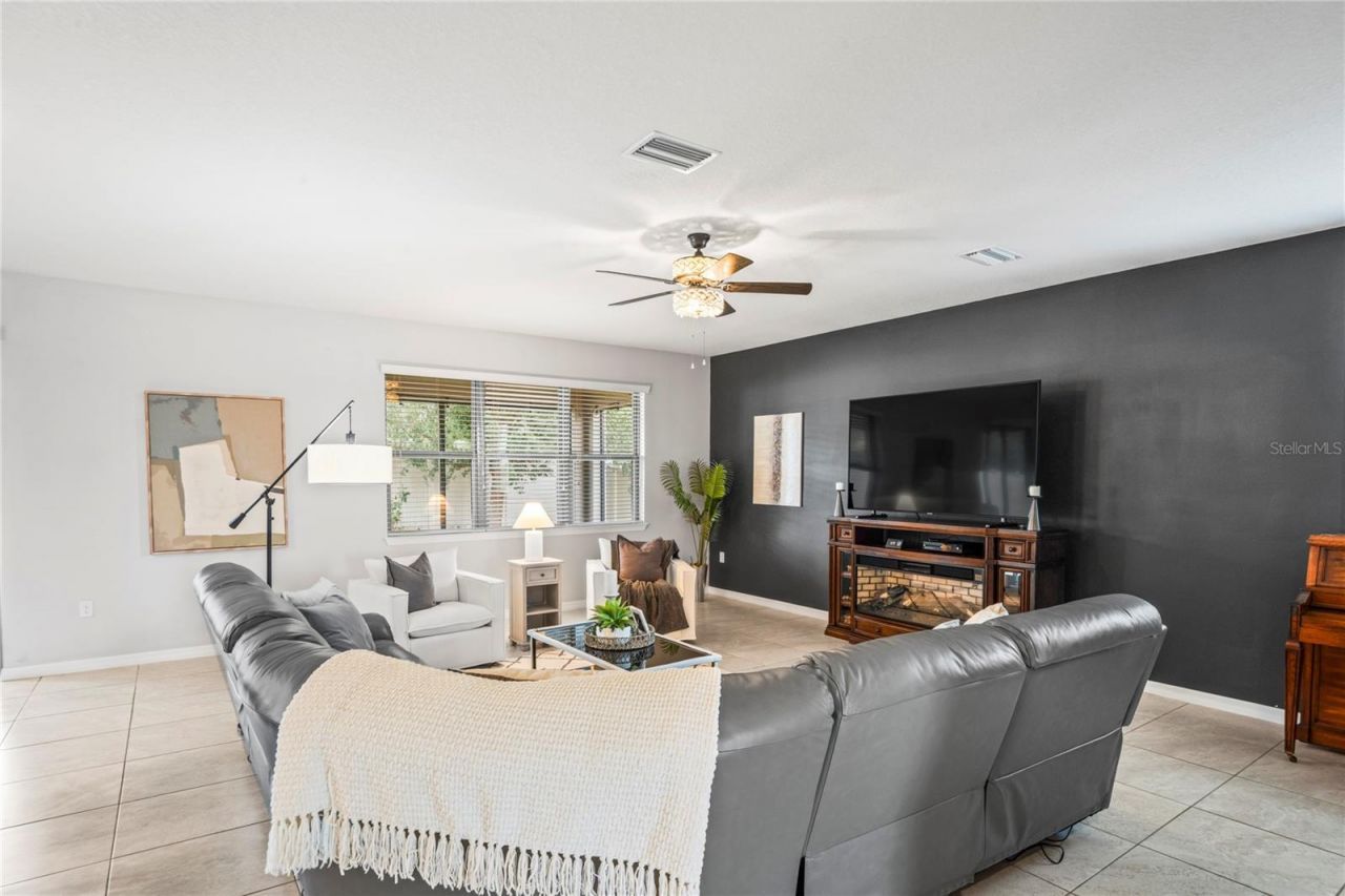 4514 Highfalls Drive, Valrico, FL 33594 Photo