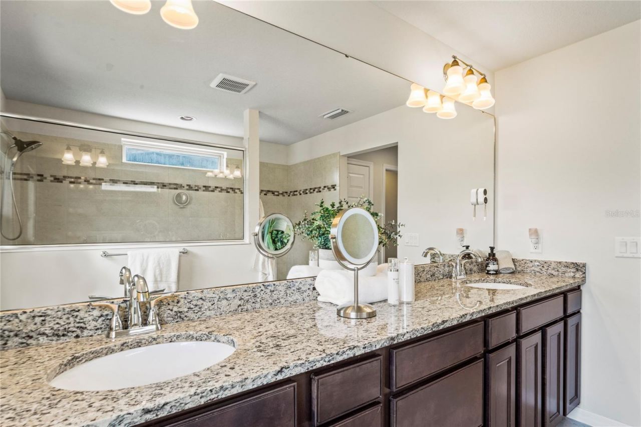 4514 Highfalls Drive, Valrico, FL 33594 Photo