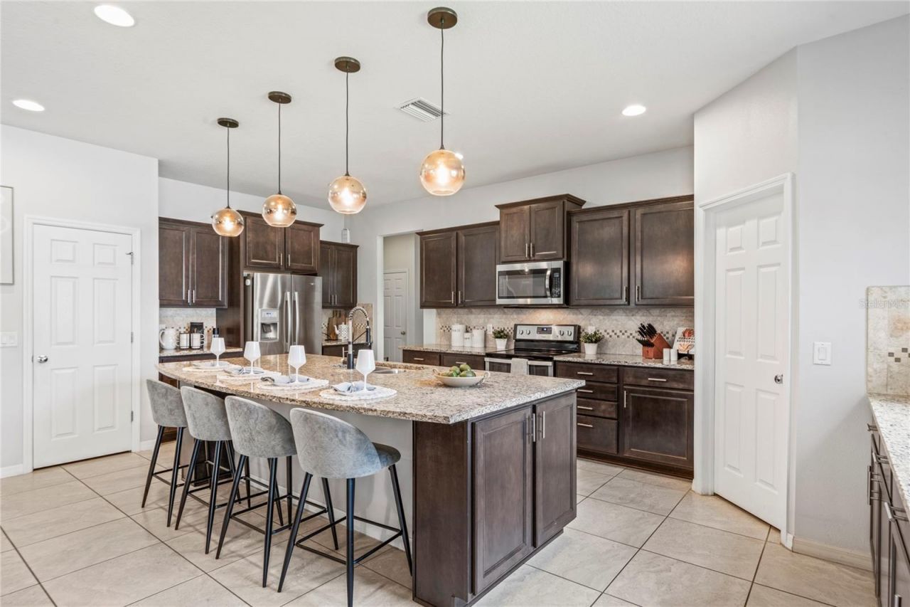 4514 Highfalls Drive, Valrico, FL 33594 Photo