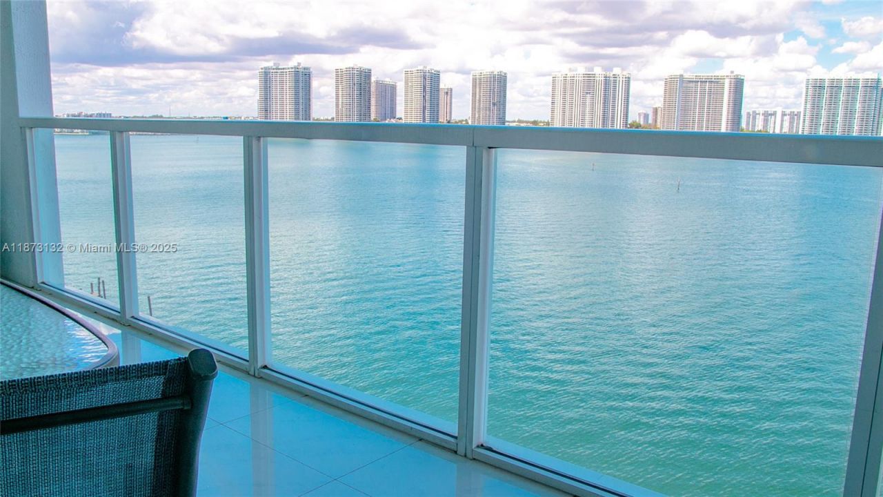 18100 N Bay Rd, Unit 905, Sunny Isles Beach, FL 33160 Photo