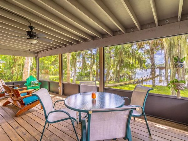 121 N LAKE GEORGE DRIVE, GEORGETOWN, FL 32139