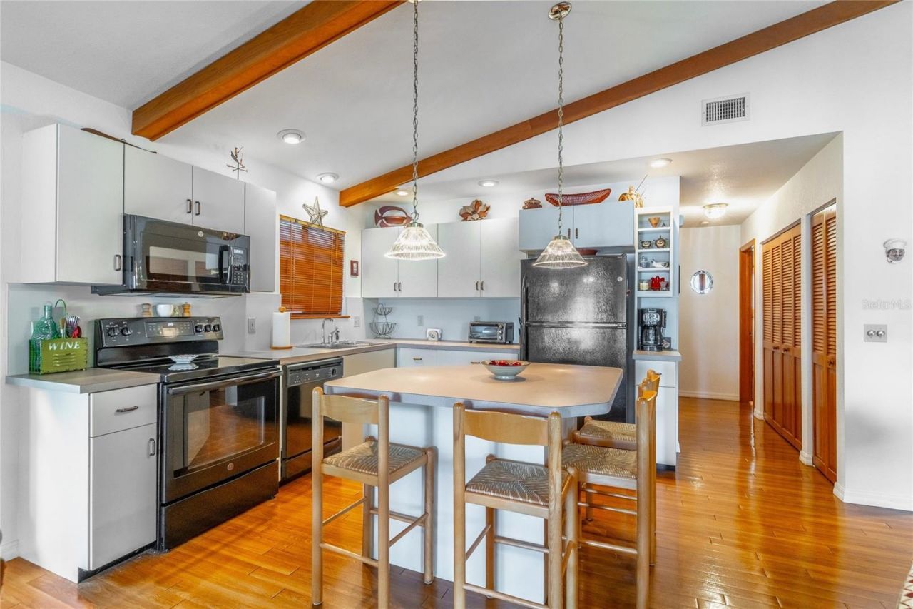 121 N Lake George Drive, Georgetown, FL 32139 Photo
