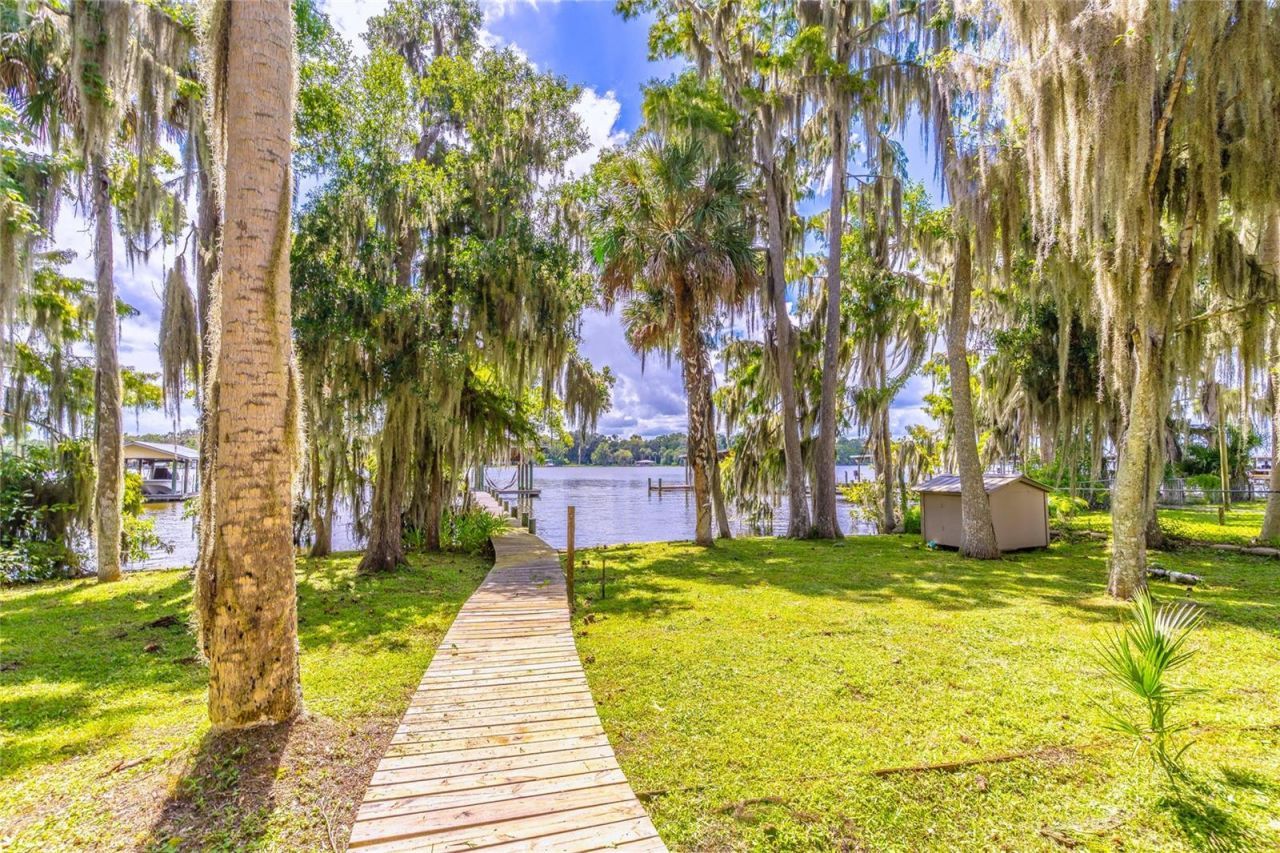 121 N Lake George Drive, Georgetown, FL 32139 Photo