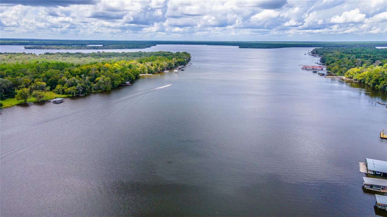 121 N Lake George Drive, Georgetown, FL 32139 Photo