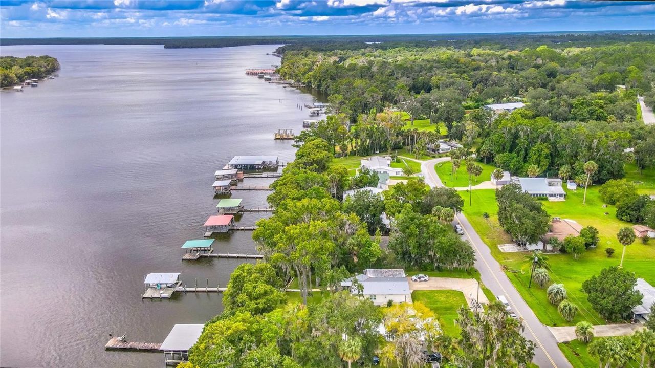 121 N Lake George Drive, Georgetown, FL 32139 Photo