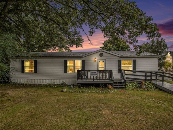 60651 Bert Road, Colon, MI 49040