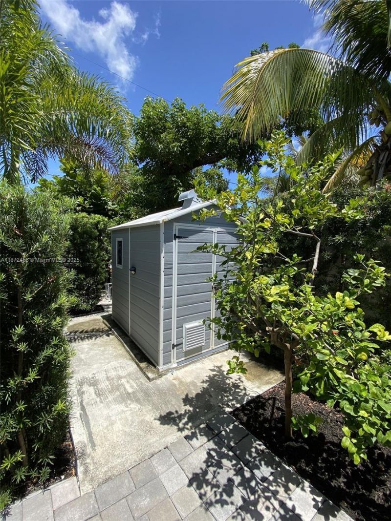 343 S 190th St, Sunny Isles Beach, FL 33160 Photo