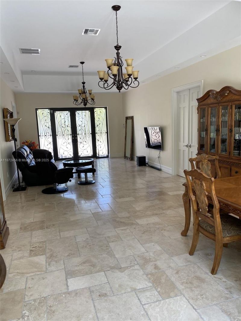 343 S 190th St, Sunny Isles Beach, FL 33160 Photo