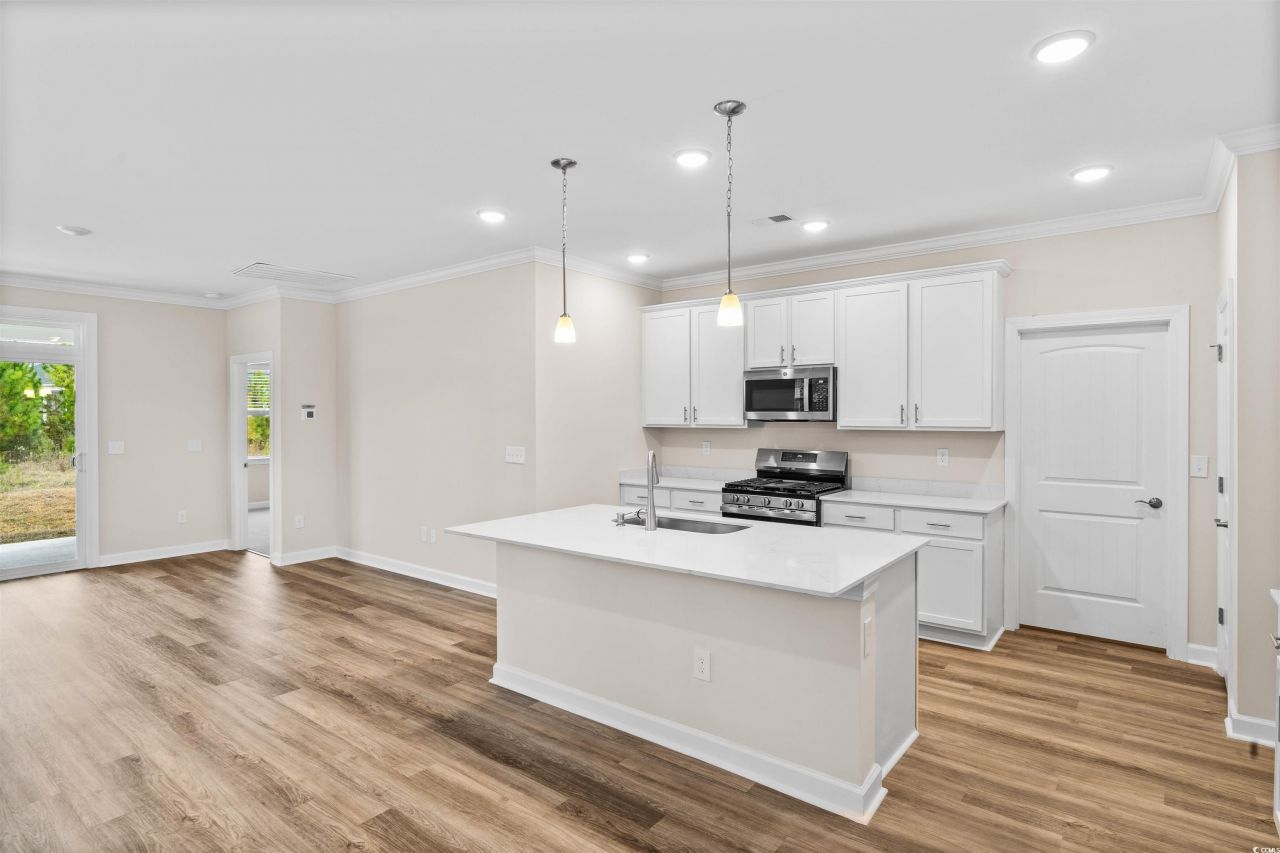 1001 Menorca Ct. Photo 16