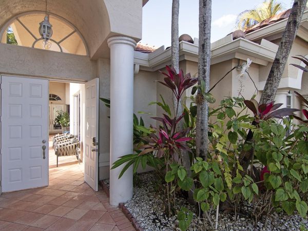 10726 Greenbriar Villa Drive, Lake Worth, FL 33449