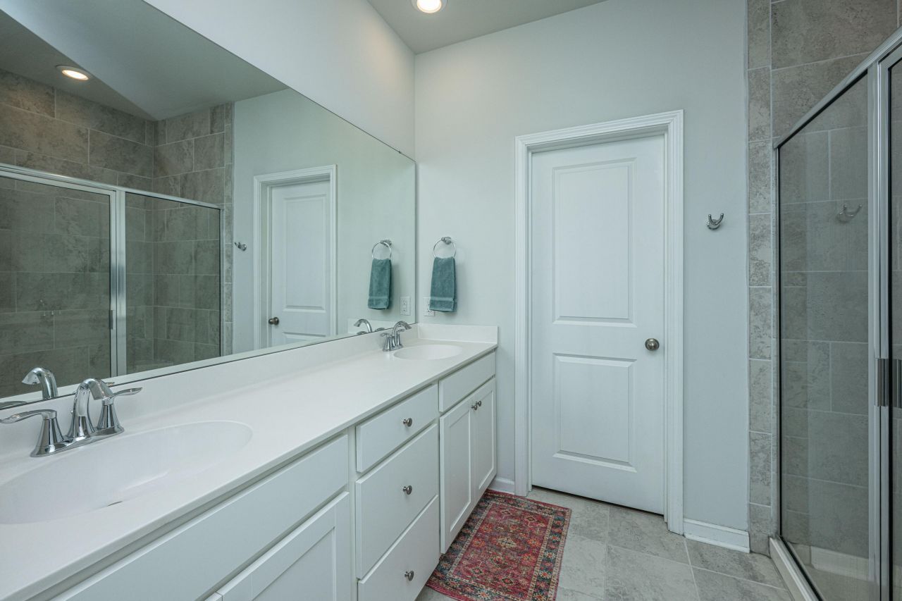 5060 Catfish Lp Photo 32