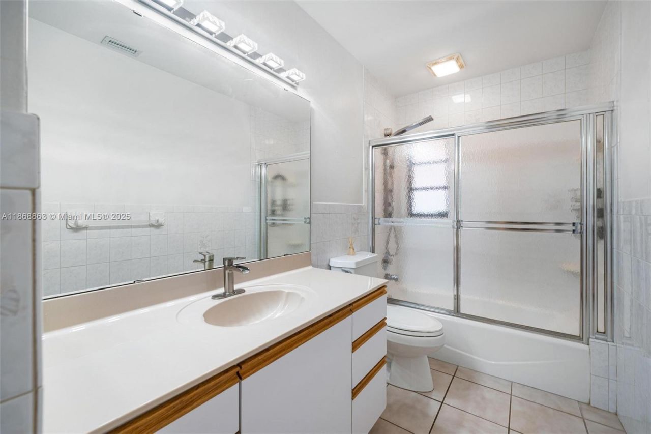 11905 SW 107th Ave, Miami, FL 33176 Photo