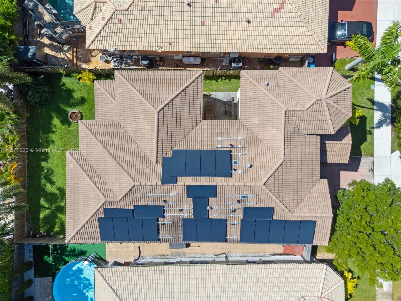 8467 NW 110th Pl, Doral, FL 33178 Photo