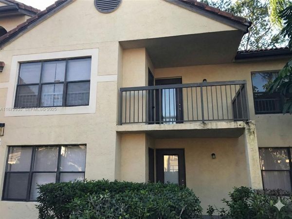 4201 W Mcnab Rd, Unit 27, Pompano Beach, FL 33069