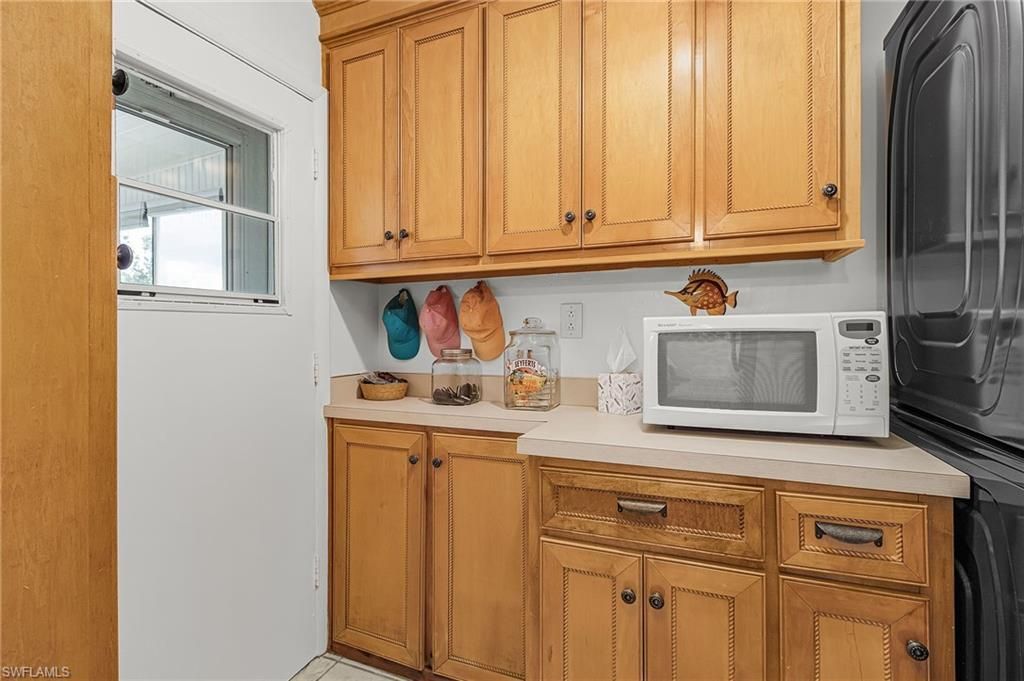 2368 Date St, Saint James City, FL 33956 Photo