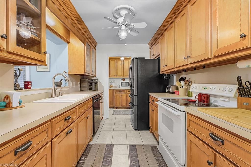 2368 Date St, Saint James City, FL 33956 Photo