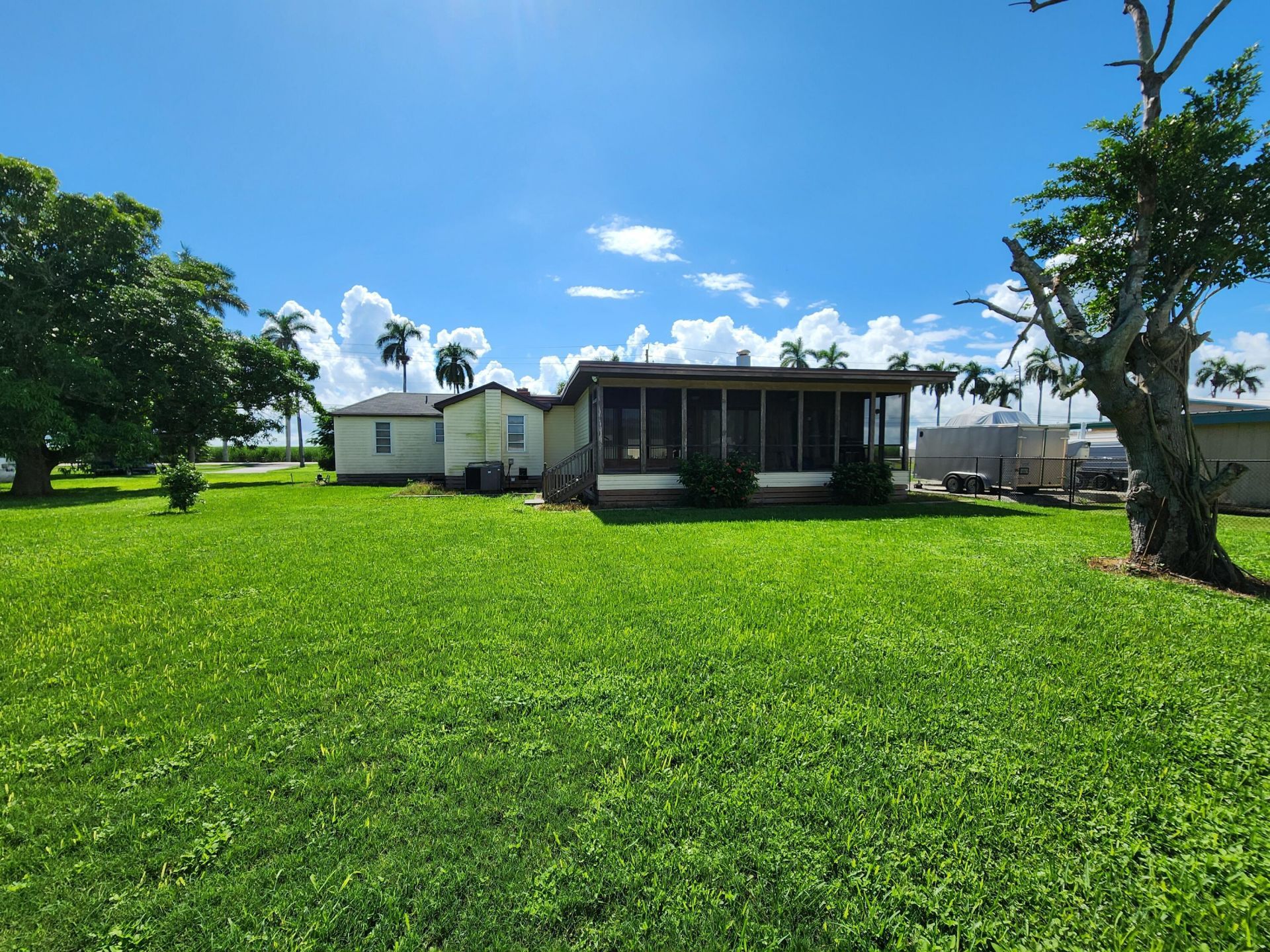 2727 Bacom Point Road, Pahokee, FL 33476 Photo