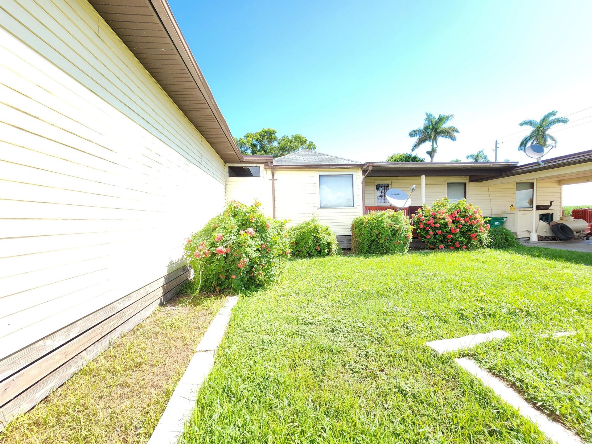 2727 Bacom Point Road, Pahokee, FL 33476 Photo