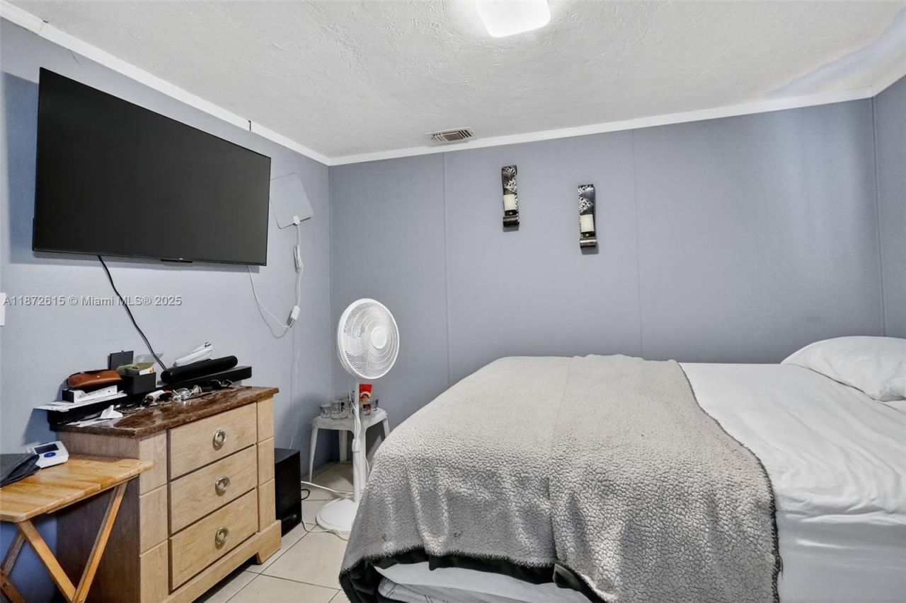 21831 S Heritage Cir, Pembroke Pines, FL 33029 Photo